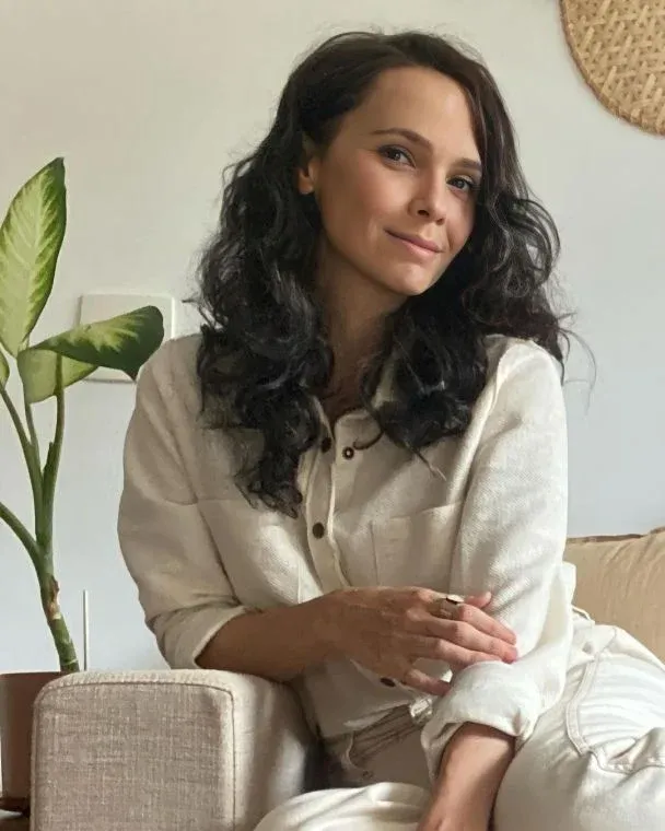 Дебора Фалабелла.