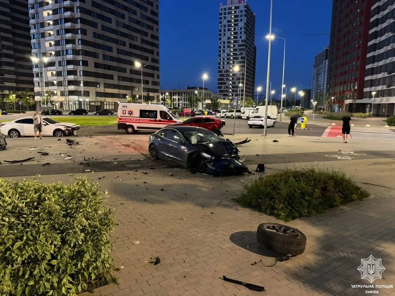 Наслідки п'яної ДТП, яку вшлаштував підліток.