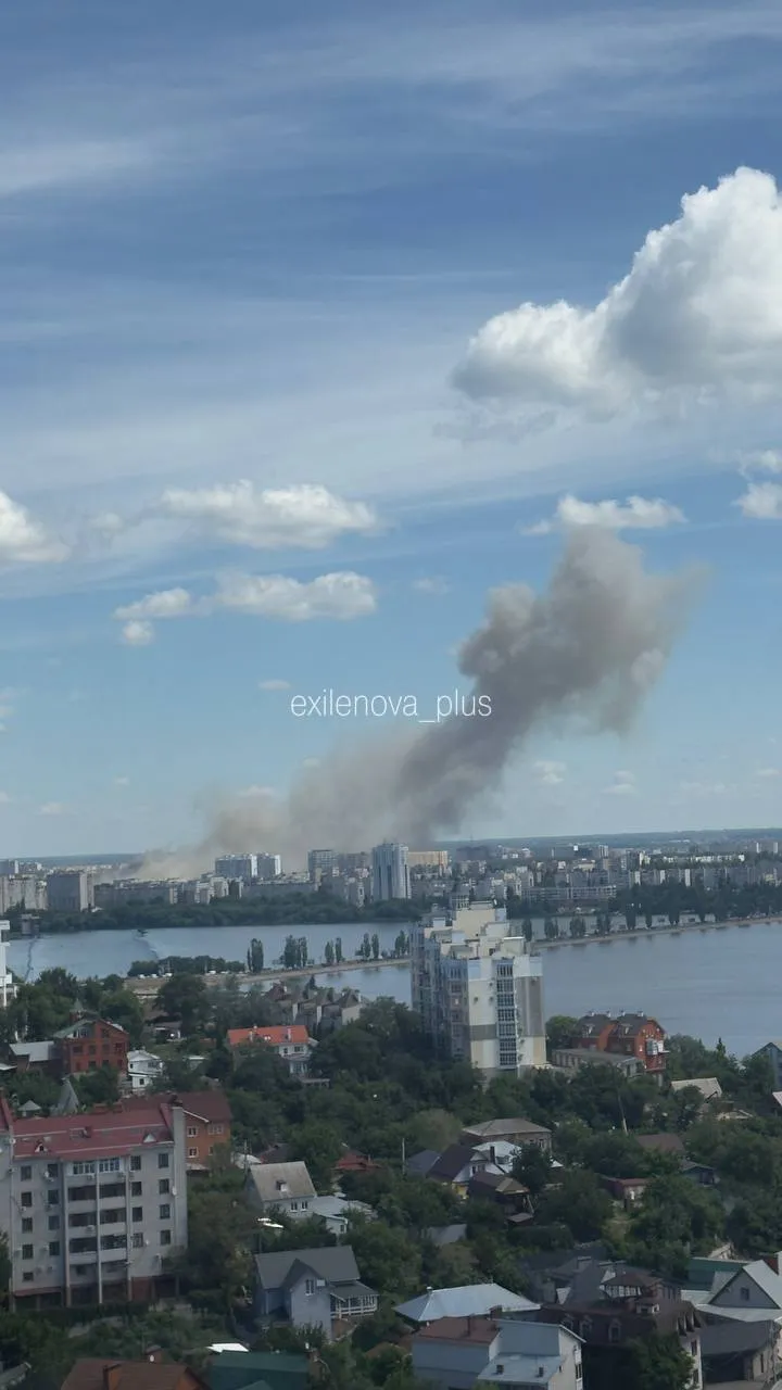 Під атакою опинився місцевий стратегічний завод.