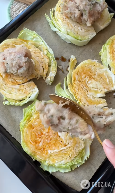 Сытные капустные стейки с мясом: как вкусно приготовить на ужин