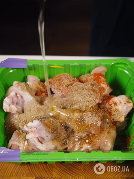 Аппетитные куриные крылышки в томатном соусе: рецепт от Алика Мкртчяна