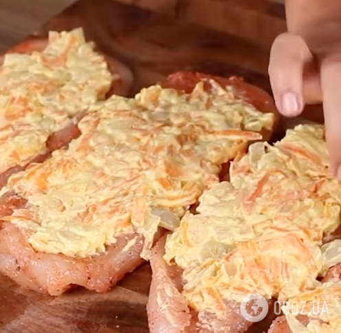 В сто раз вкуснее, чем котлеты и отбивные: сочные рулетики из филе с оригинальной начинкой