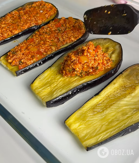 Сытные запеченные баклажаны с фаршем: получится очень вкусно