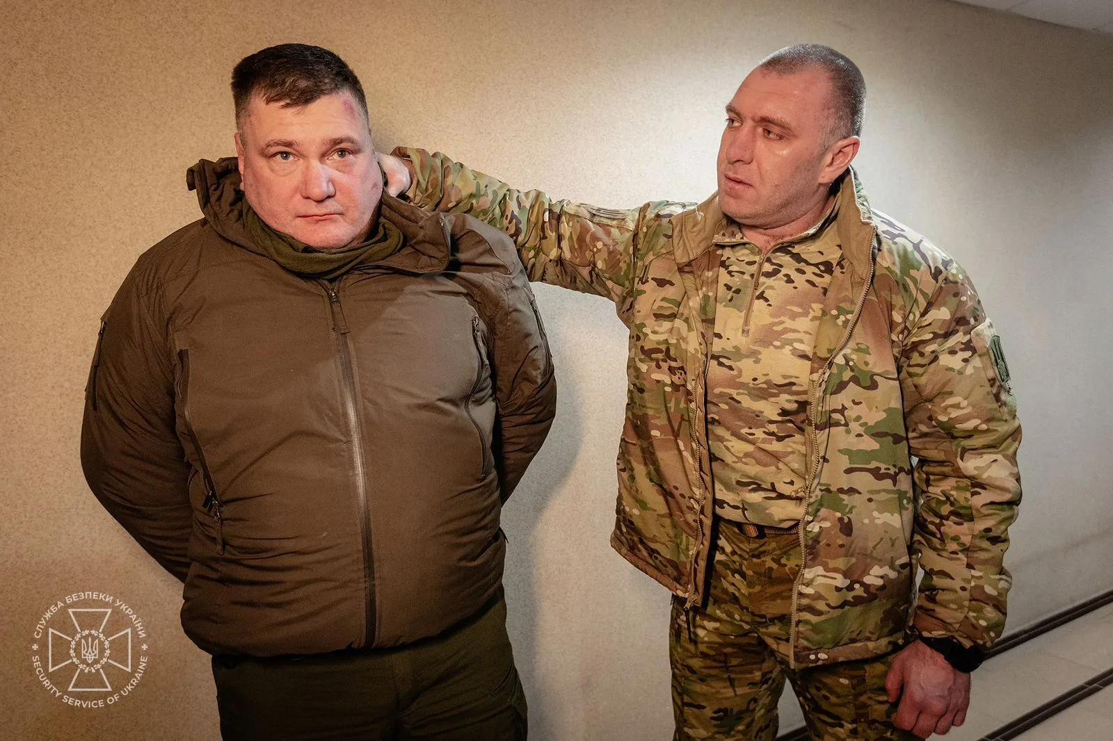 Дмитрий Козюра в день задержания и Василий Малюк, тогдашний глава Службы безопасности.