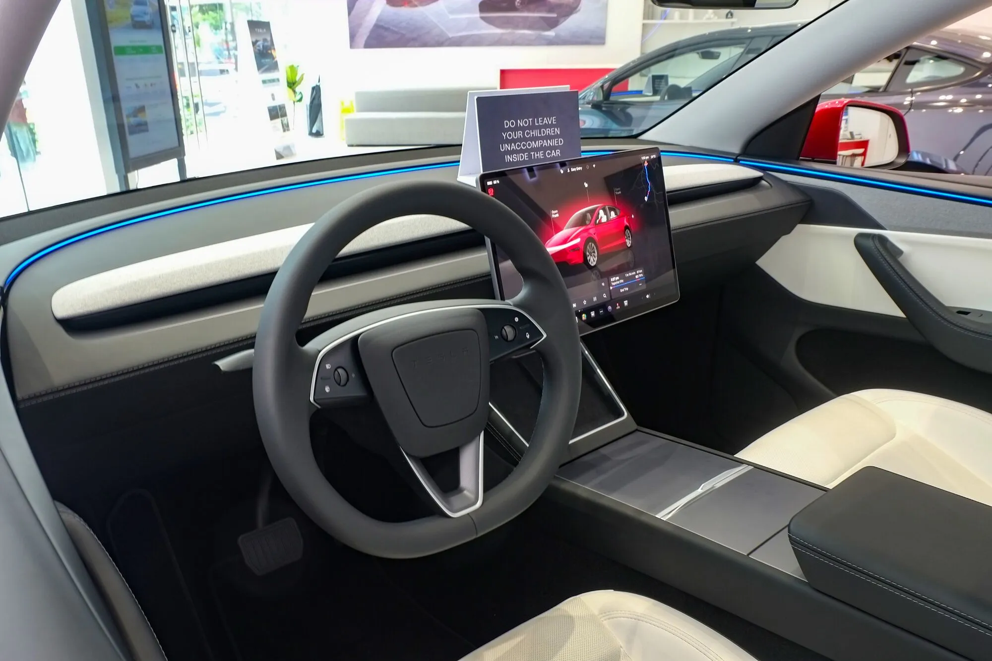 Tesla Model Y.