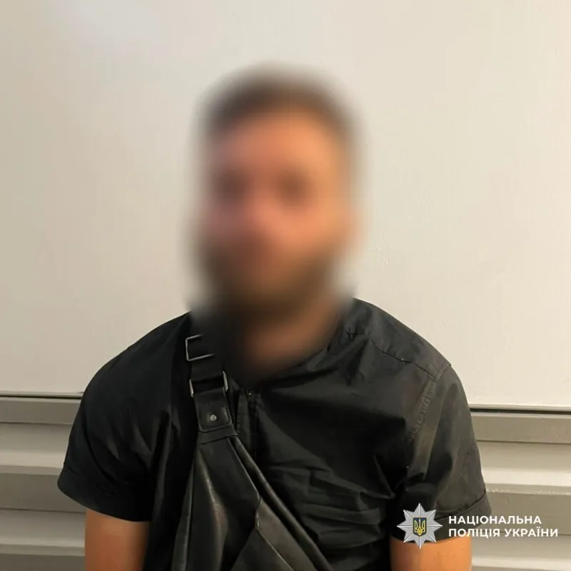 Мужчина напал на полицейских в Харькове
