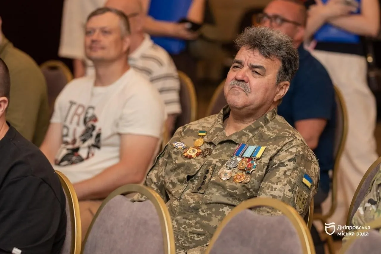 В Днепре состоялся форум для ветеранов и ветеранок «Путь возвращения»