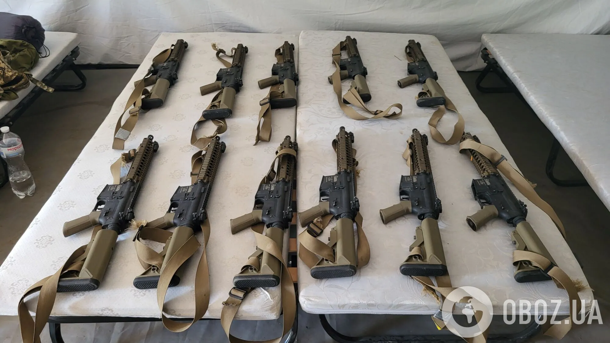 Страйкбольные копии автоматов AR-15, с которыми рекруты провели следующие три дня