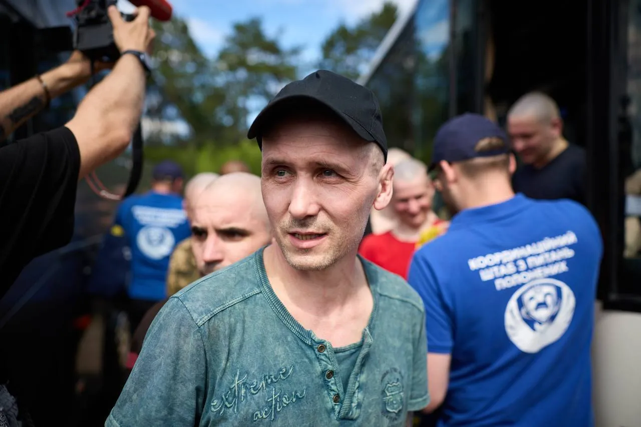 Из плена освободили 160 украинских защитников