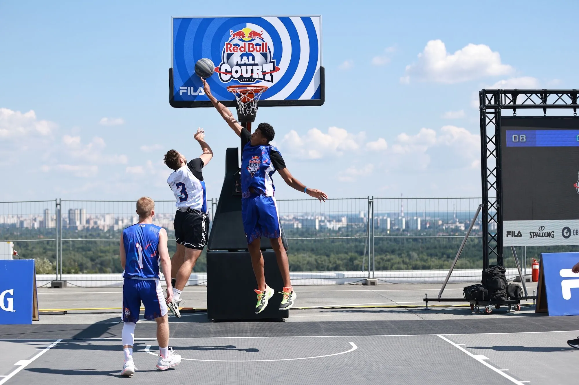 Розпочався новий сезон Red Bull Half Court , найбільшого у світі турніру зі стрітболу