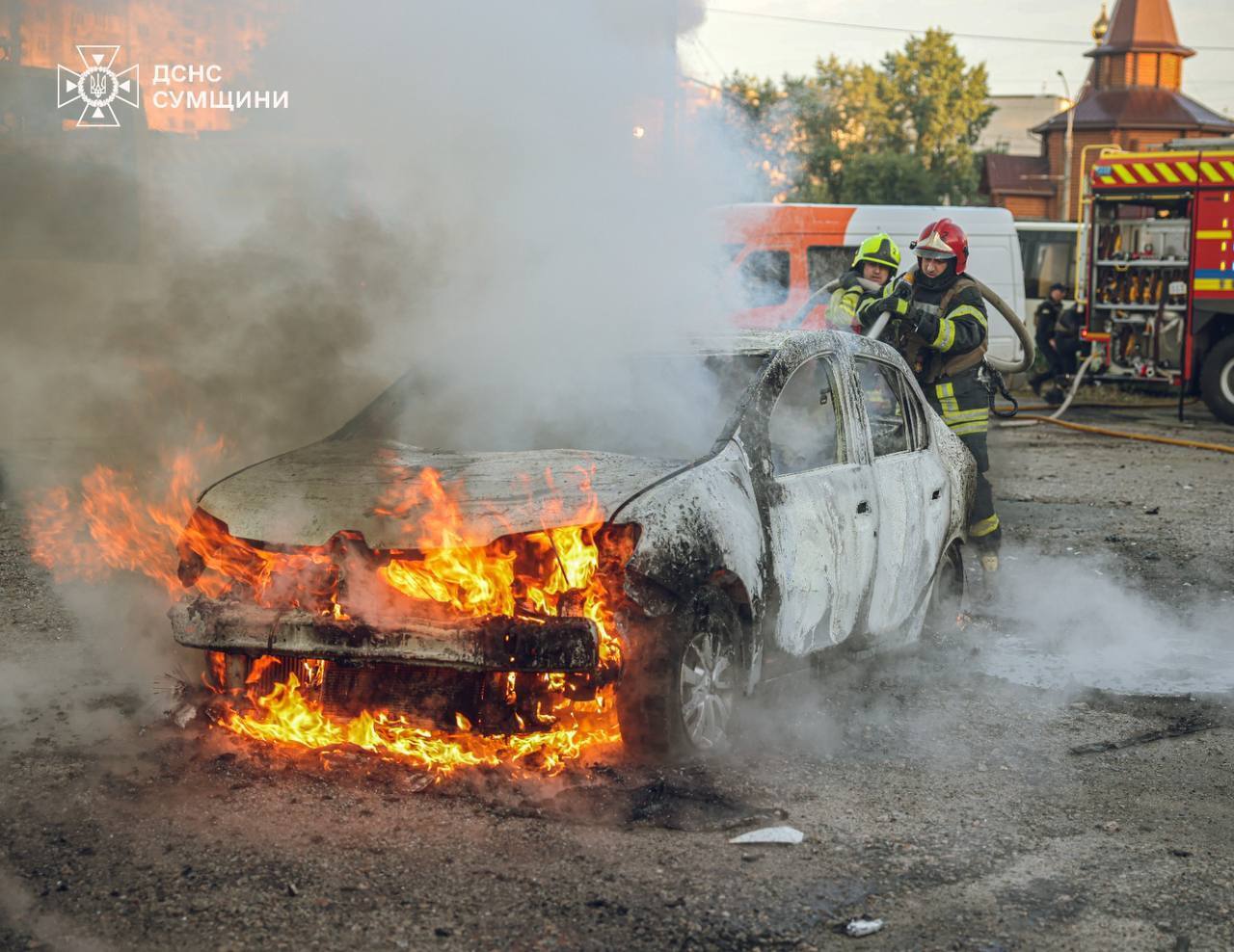 Удар по автостоянці у Сумах