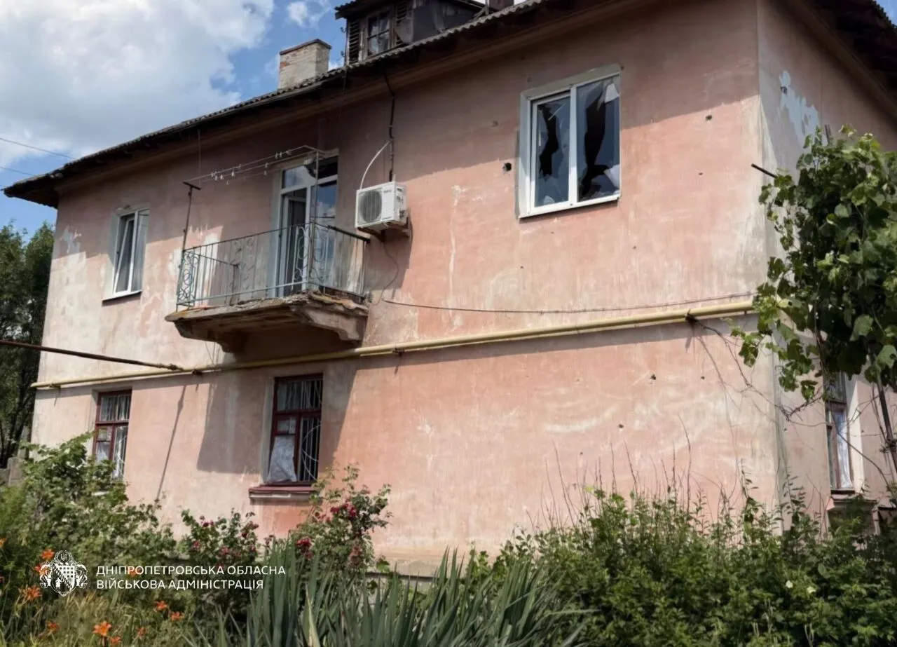 Дві людини дістали поранення під час обстрілу.