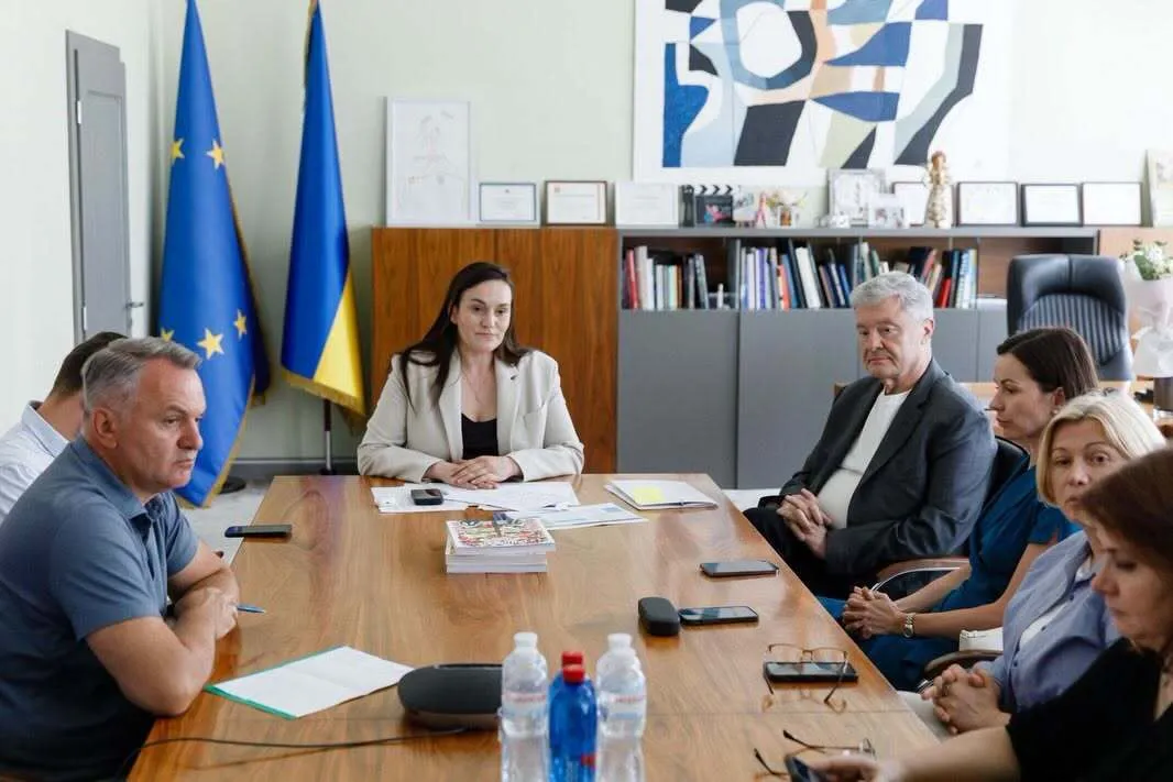 Фракція «ЄС» на зустрічі з віцепрем’єркою з питань культури Бережною