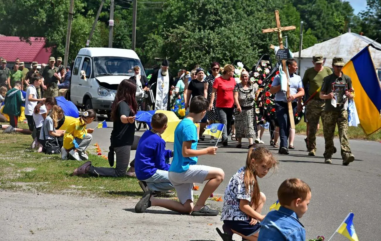 Прощание с молодым воином