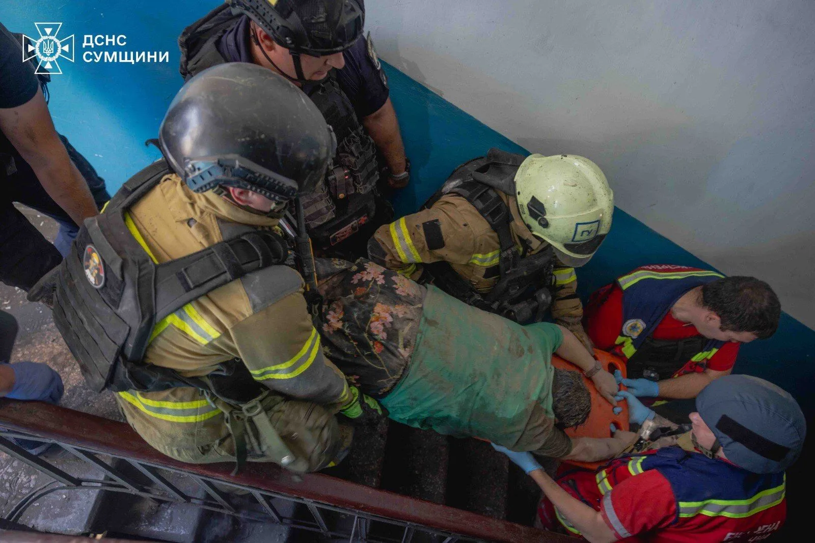 Сотрудникам ГСЧС удалось спасти 2 человека.