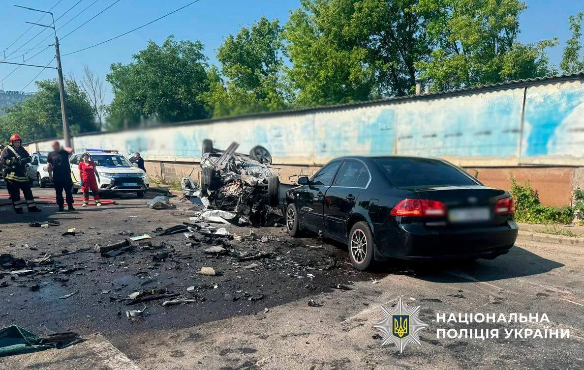Обставини та причини аварії встановлять слідчі.