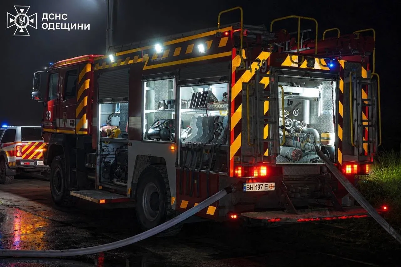 Окупанти атакували Україну ракетою і сотнями дронів: у ПС розповіли, скільки цілей збито