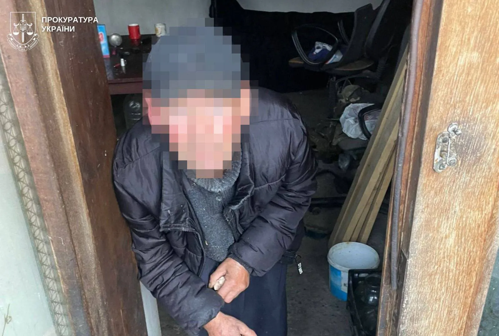 Почти четверть века держал в "рабстве" одноклассника: на Львовщине будут судить "предпринимателя". Фото