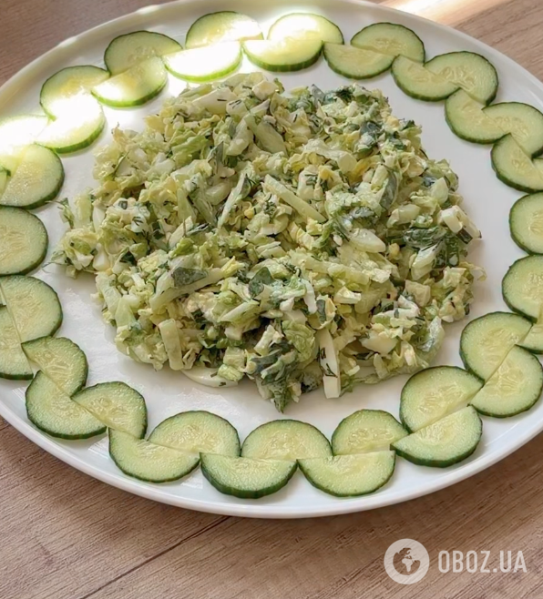 Полезный и вкусный салат из молодой капусты "Весенняя свежесть": делимся рецептом