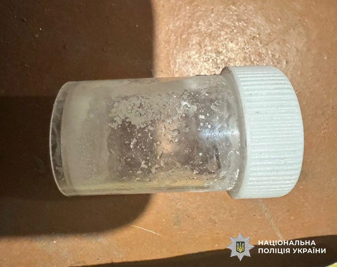 "Подсыпала наркотик": на Житомирщине девушка убила военного по заказу спецслужб РФ: подробности полиции. Фото