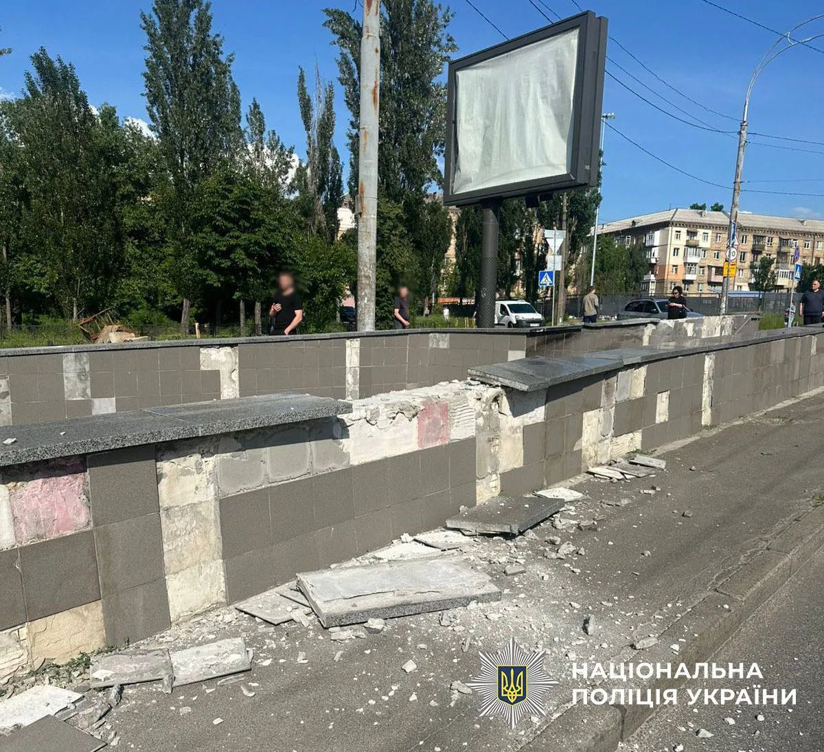 Кровавое ДТП в Киеве: погибли двое мужчин, женщина и 12-летний парень, трое травмированных. Фото, видео