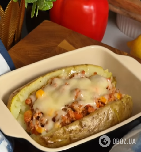 Самый вкусный фаршированный картофель на ужин: запекается в духовке