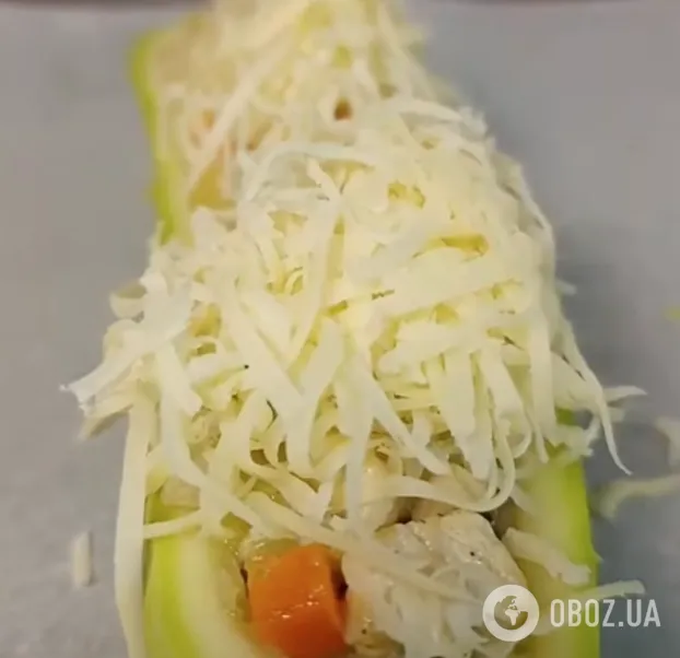 Лодочки из кабачков с вкусной мясной начинкой: делимся рецептом блюда для обеда и ужина