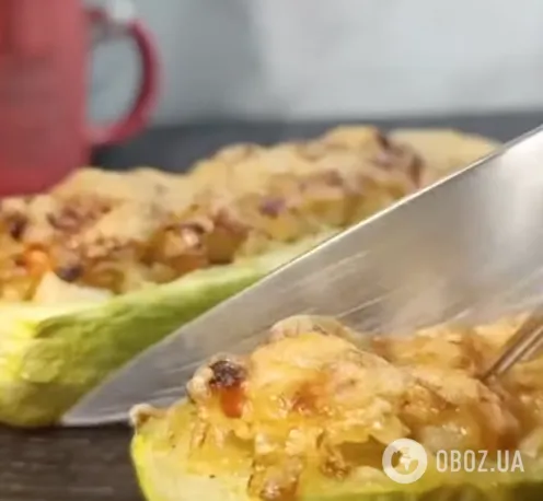 Лодочки из кабачков с вкусной мясной начинкой: делимся рецептом блюда для обеда и ужина