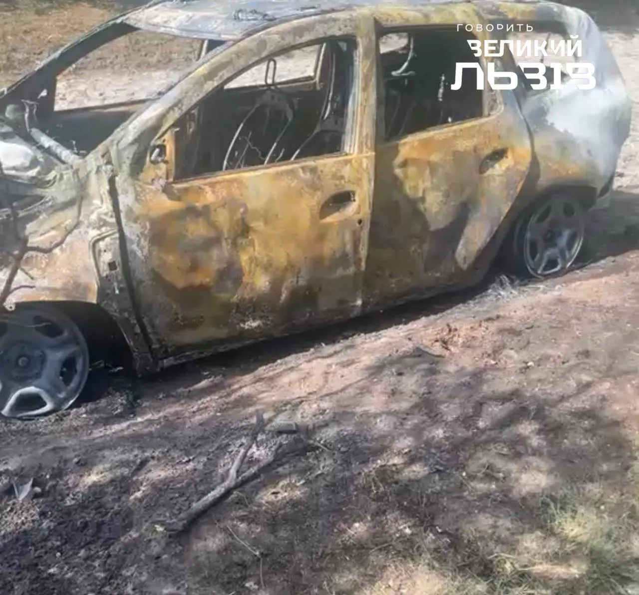 Дрон попал в авто: Олега Тягнибока ранили на фронте