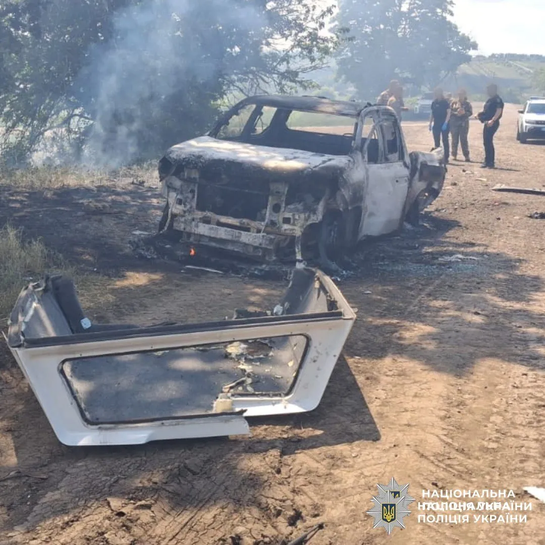Окупанти атакували дроном працівників поліції в Ізюмському районі: загинув вибухотехнік, є постраждалі. Фото