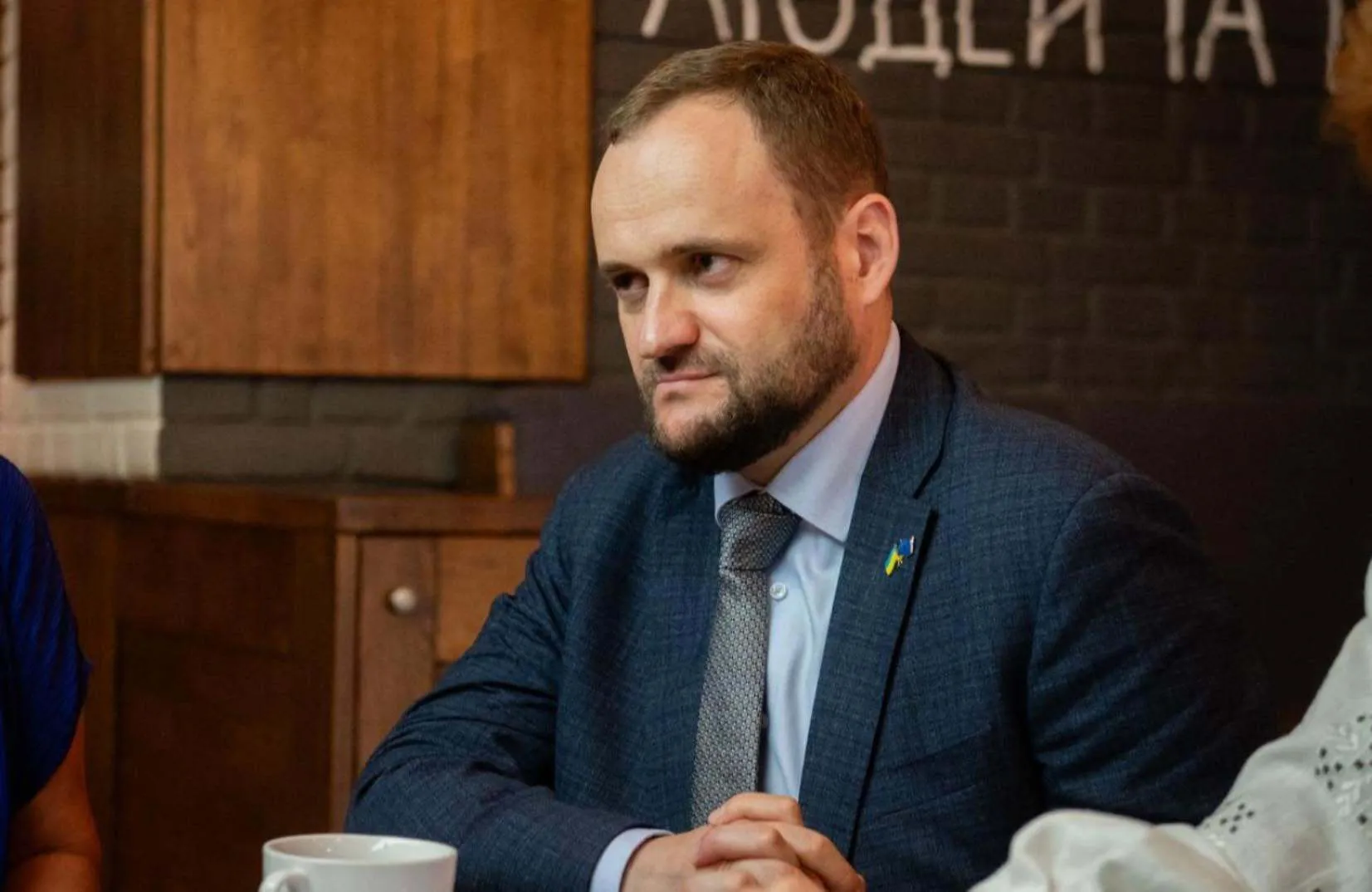 Єврокомісарка Марта Кос відвідала місце удару Росії на Лук'янівці. Відео