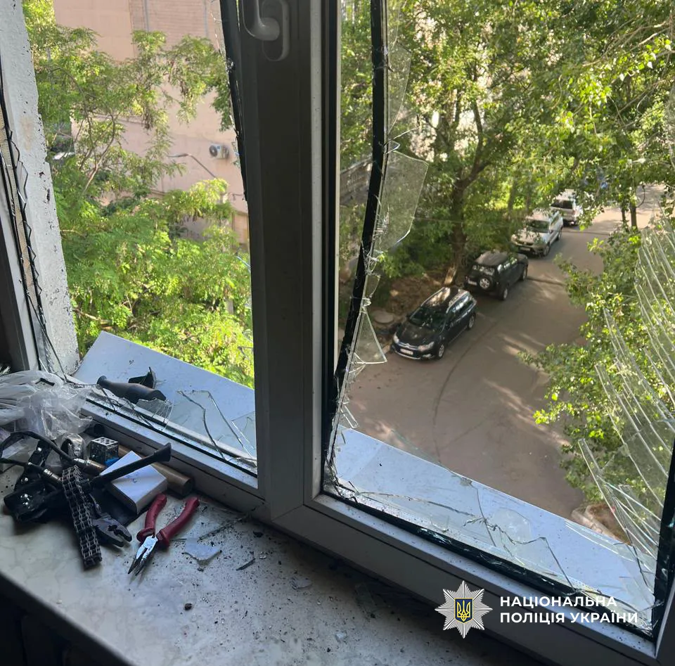 В Одессе в многоэтажке произошел взрыв, есть пострадавший: полиция раскрыла детали