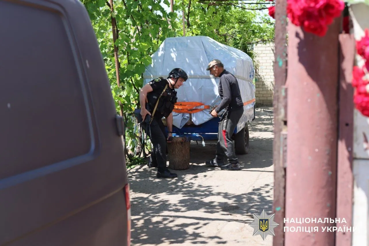 На Херсонщині російський дрон атакував евакуаційну колону із прифронтової Білозерки. Фото