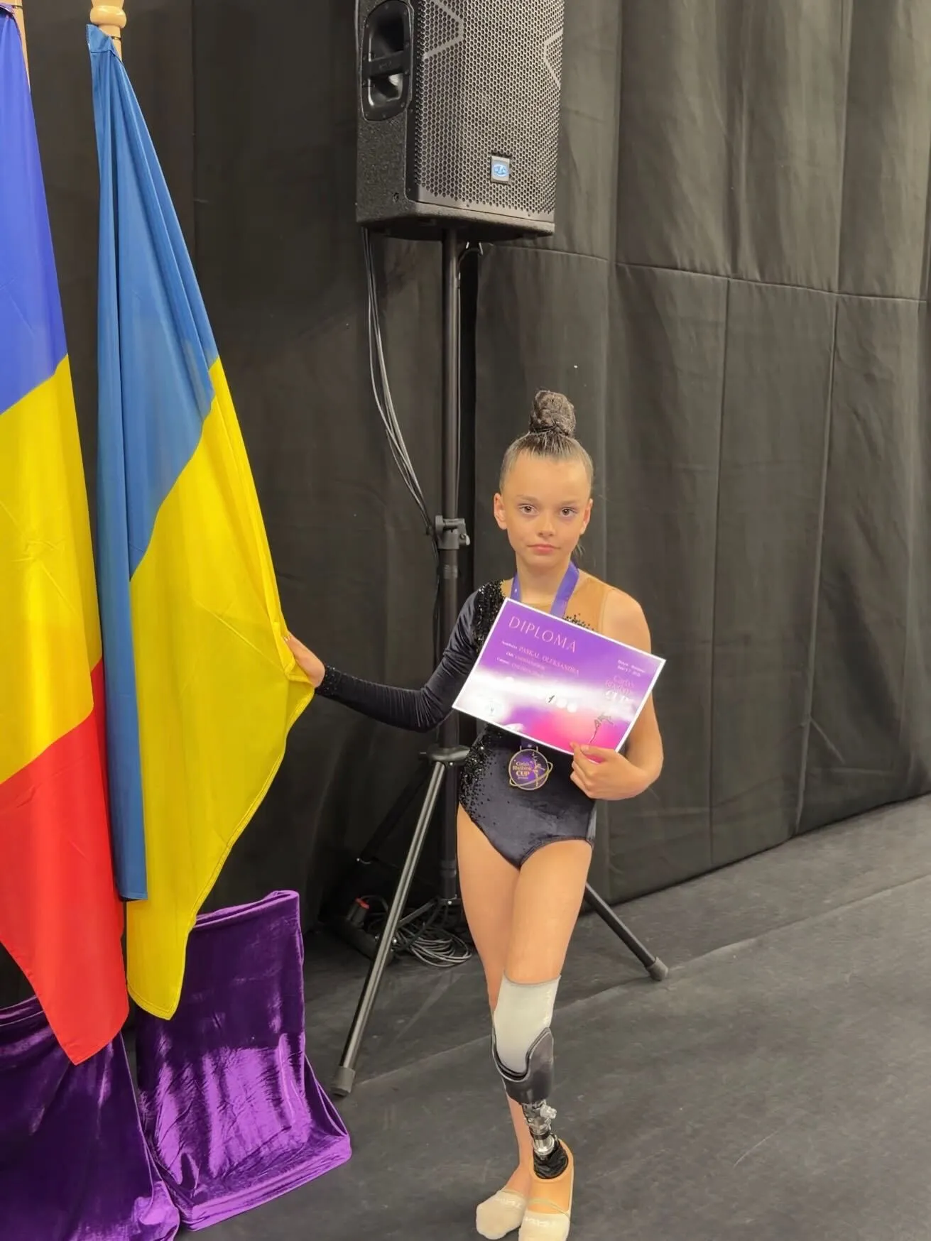 Українська гімнастка, яка втратила ногу після ракетного обстрілу, виграла міжнародний турнір у Румунії. Відео