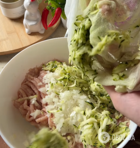 Який овоч додати до котлет, щоб вони вийшли м'якими та соковитими: секрет ідеального смаку