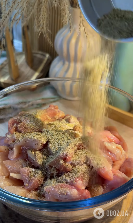 Домашній курячий рулет без хімії: кращий за звичайну ковбасу