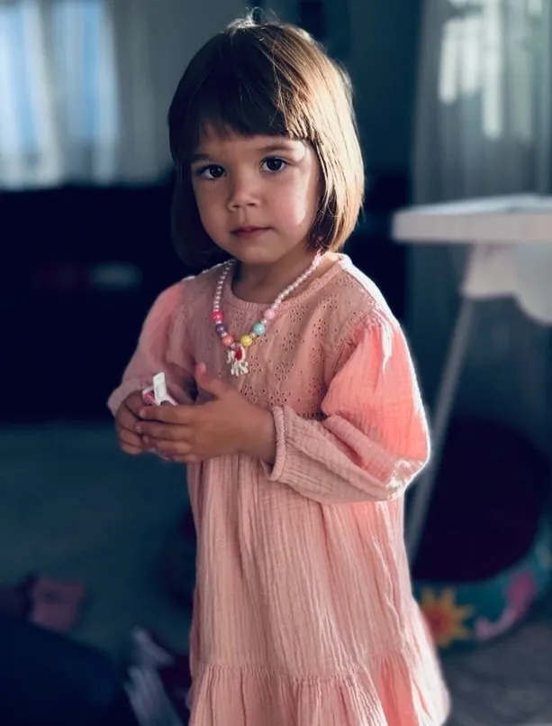 Звезда показала фото Лины по случаю важного дня