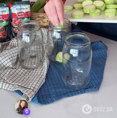 Как вкусно заготовить кабачки на зиму: рецепт с кетчупом