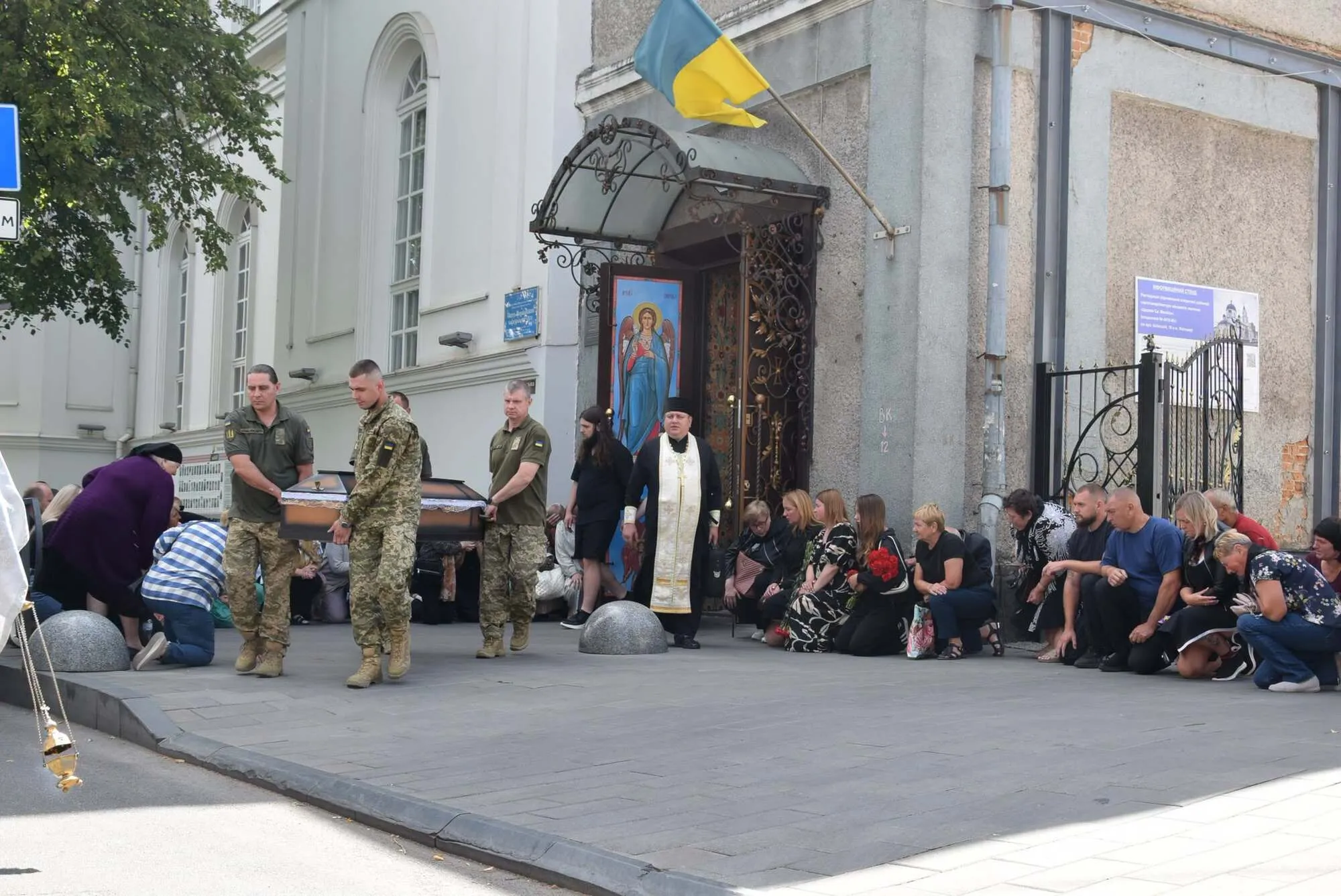У Житомирі попрощалися з Героєм Дмитром Суховцем