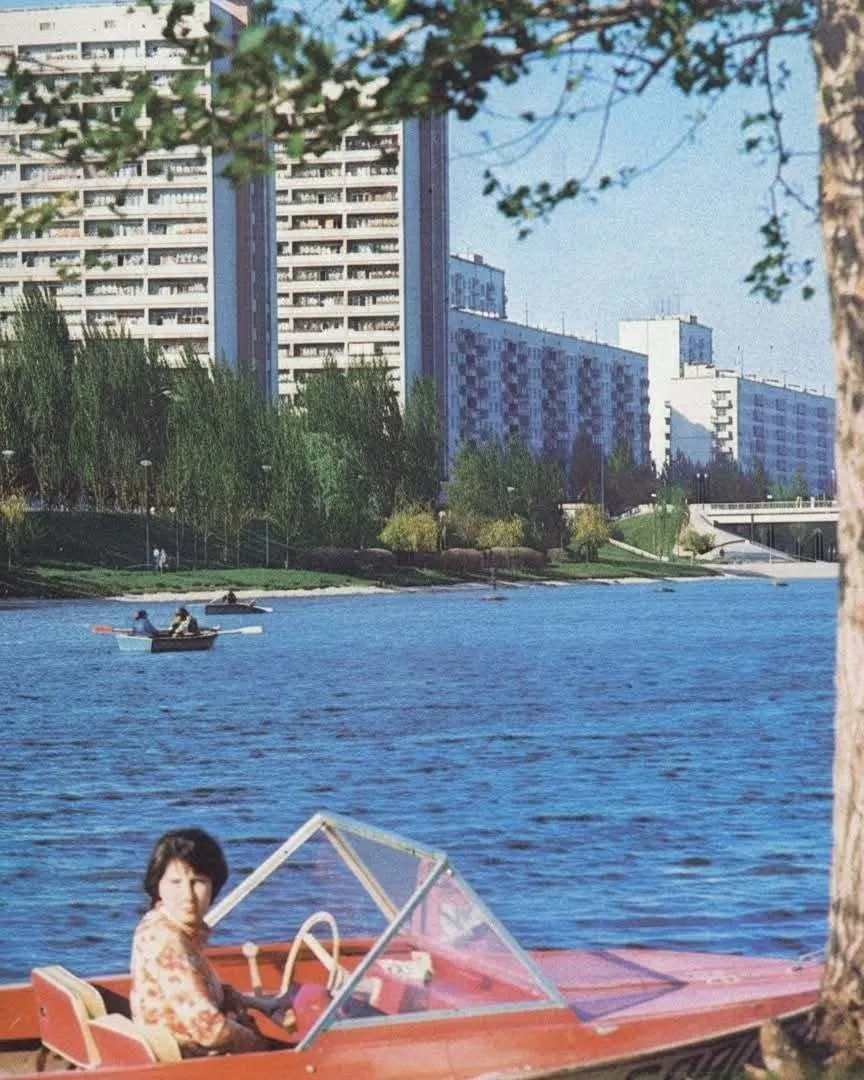 Русанівка, 1970-ті та 80-ті. Київ.