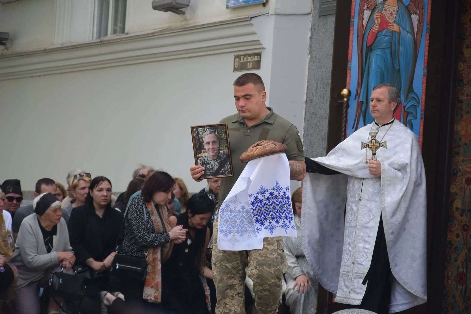 У Житомирі попрощалися з Героєм Дмитром Суховцем