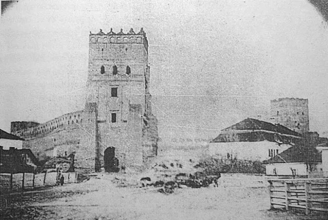 Ймовірно, найперше фото Луцька, зроблене фотографом Козловським у 1866 році.