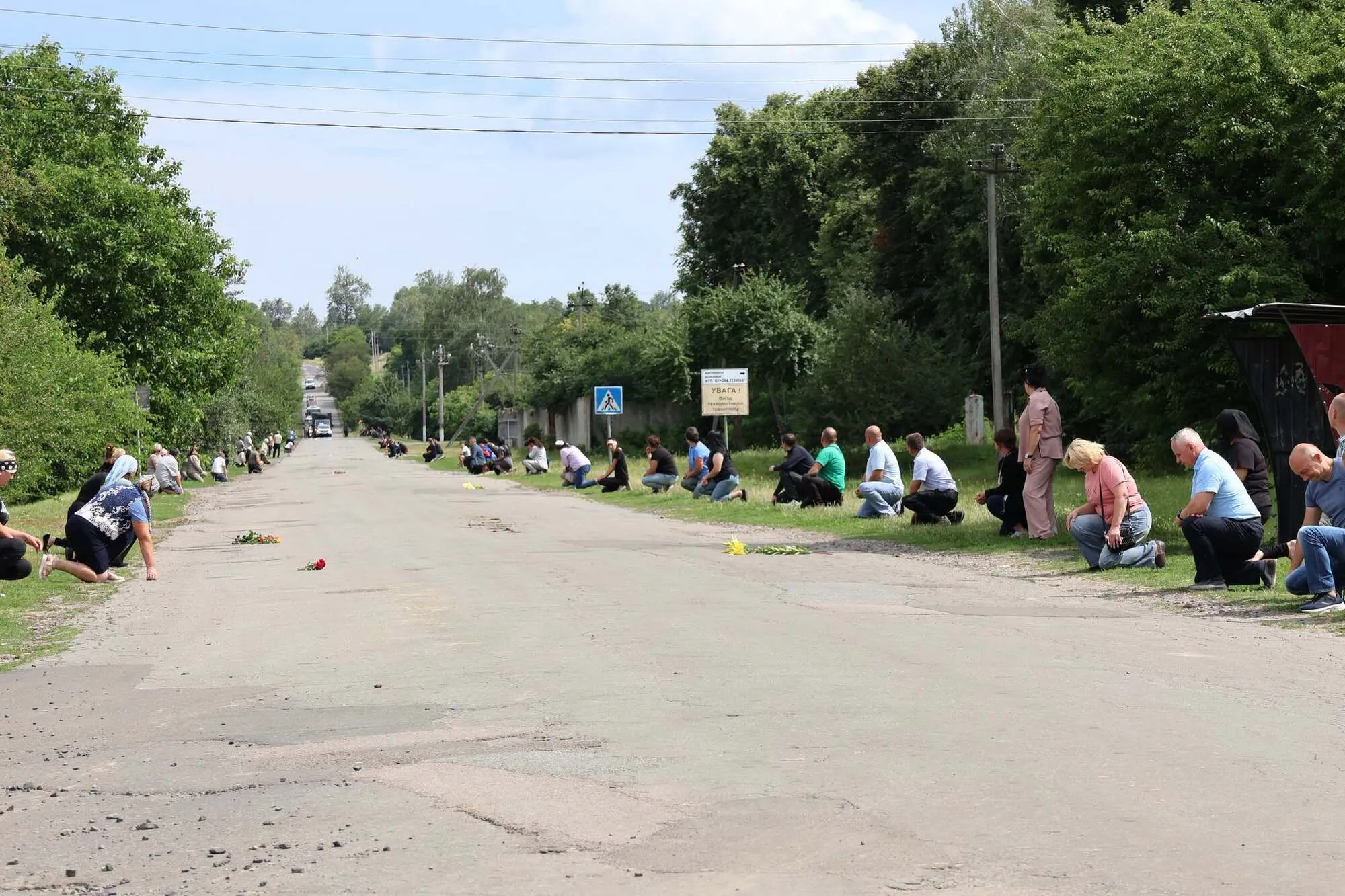 У Лохвицькій громаді попрощалися з Богданом та Діаною, яких у Києві вбила російська ракета