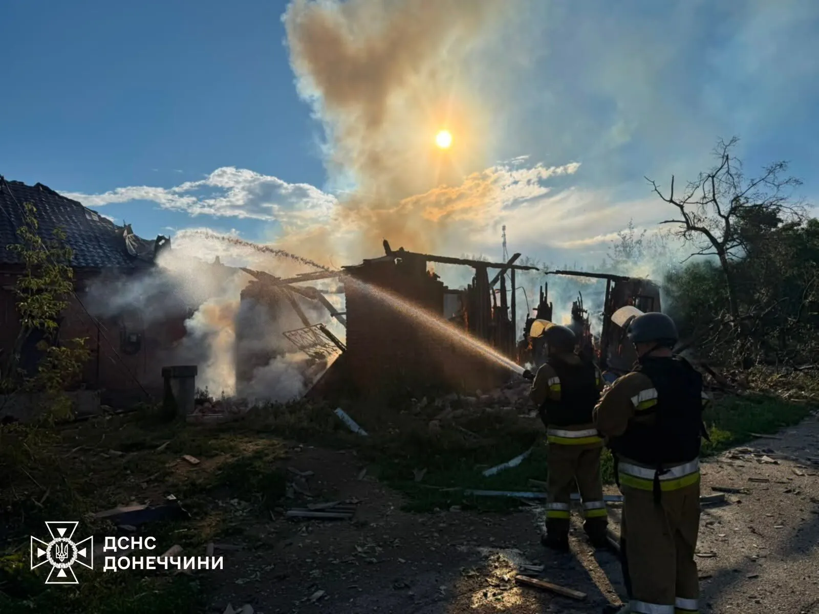 Ворог бив по населених пунктах Донеччини