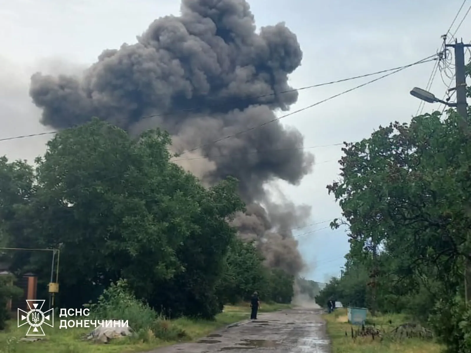 Ворог бив по населених пунктах Донеччини
