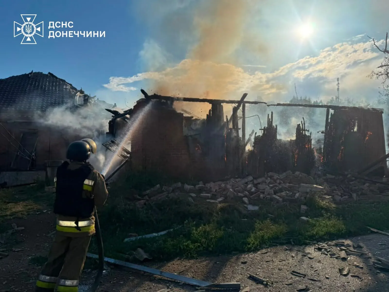 Ворог бив по населених пунктах Донеччини