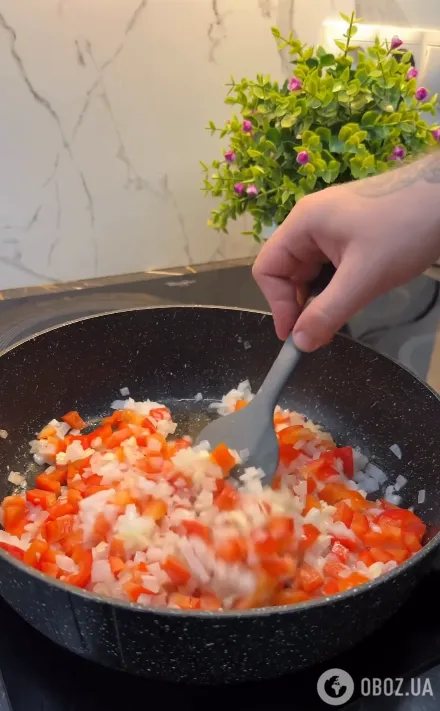 Самый удачный рецепт шакшуки: получится очень вкусно