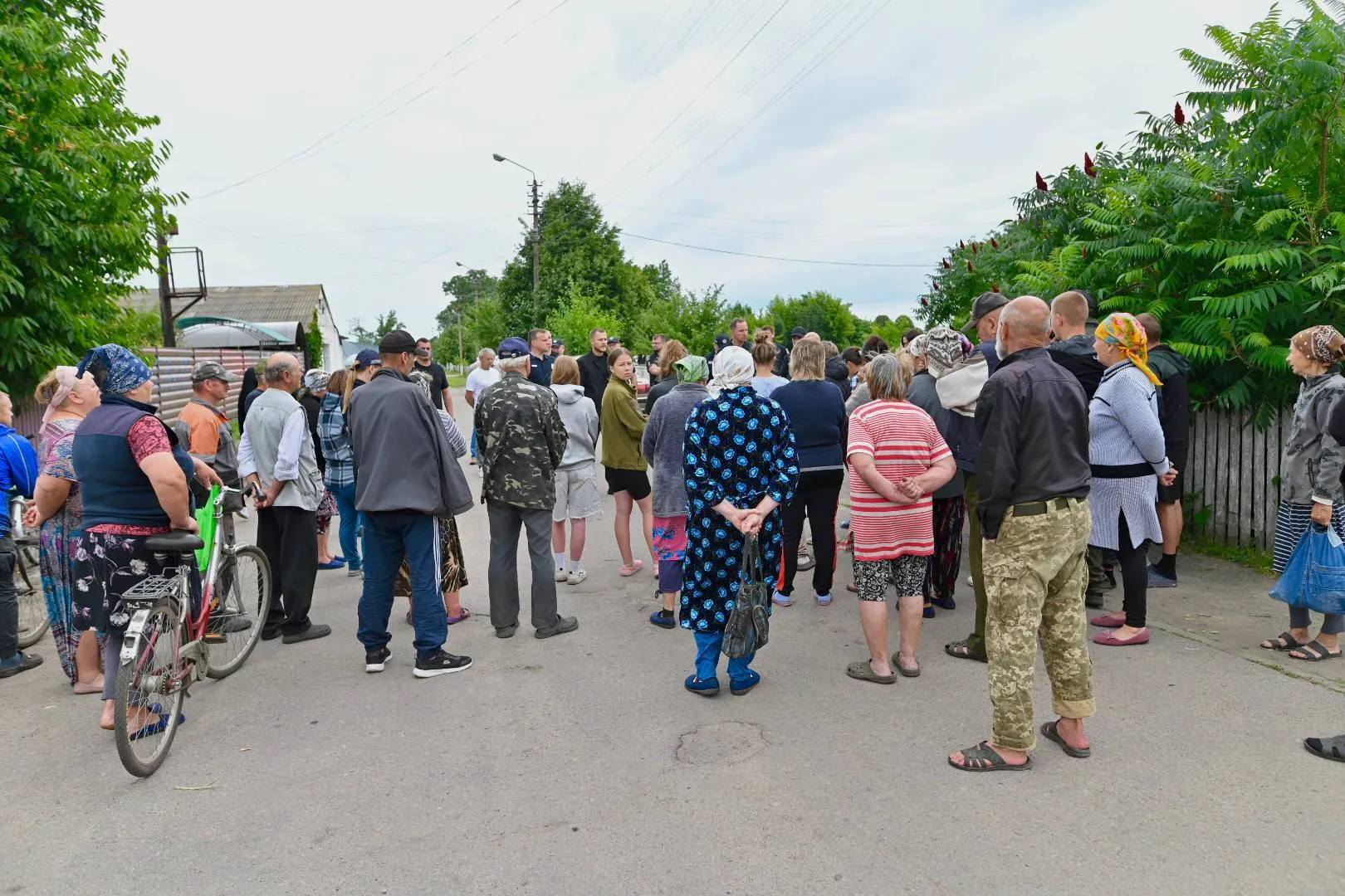 Очільник ОВА поспілкувався з мешканцями села