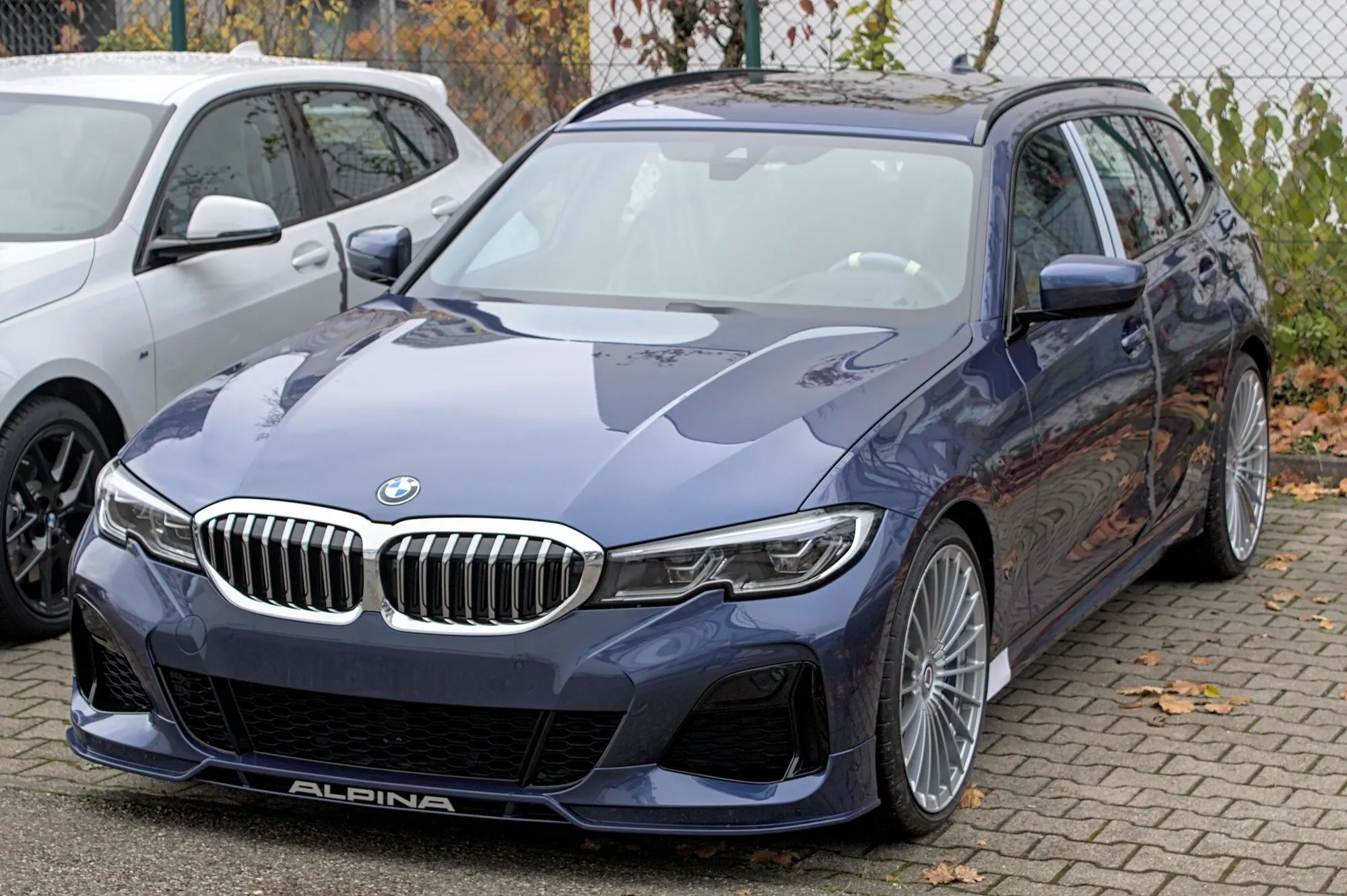 Alpina B3.