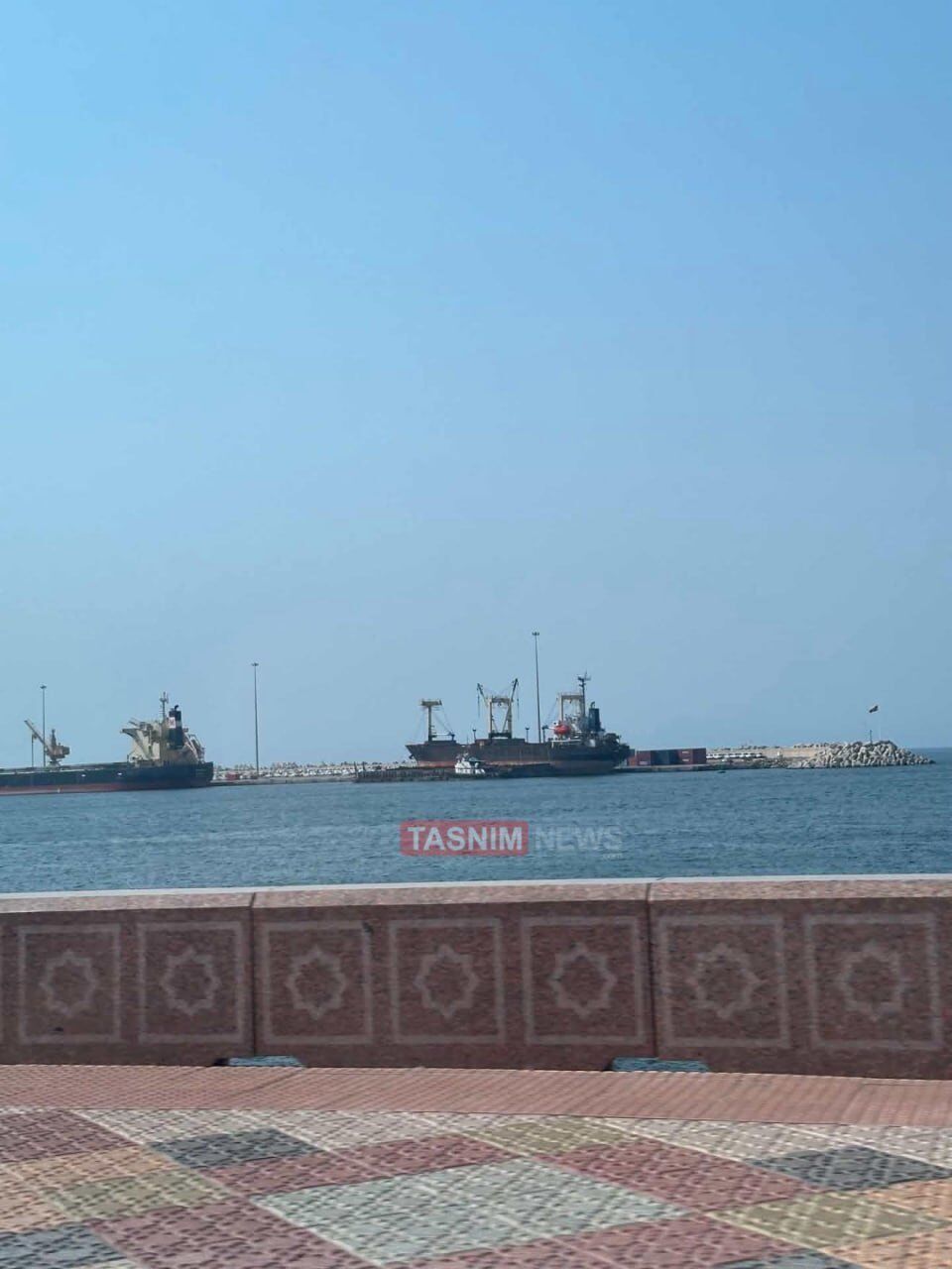 Ормузька протока закрита